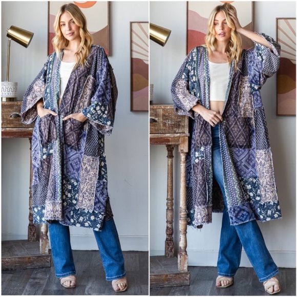 Oli & Hali Sweaters - NWT! Oli & Hali Floral Print Patchwork Pockets Blue Open Front Cardigan Trench